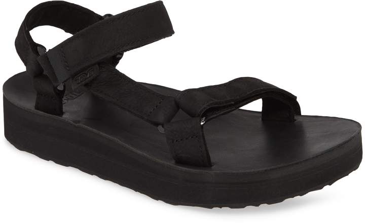 TEVA perfect Disney Walking shoes
