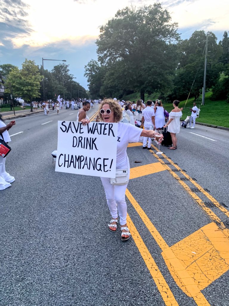 DIner En Blanc Wine Sign Philadelphia