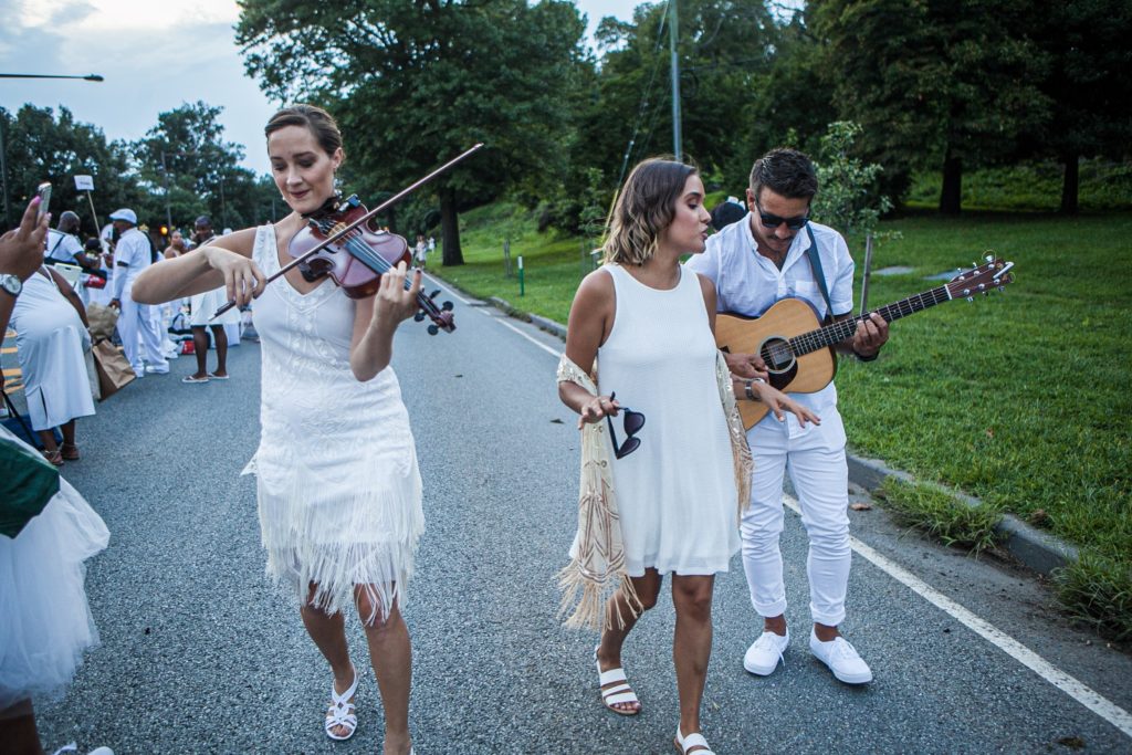 DEB 19 Violinists